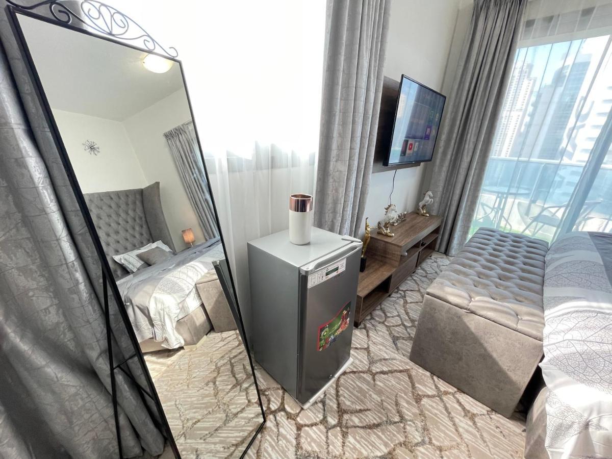 Luxury Room With Marina View Close To Jbr Beach And Metro With Shared Kitchen ドバイ エクステリア 写真